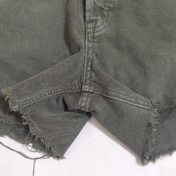 We The Free Makai Denim Jean Shorts, Color Green Size 25 - Picture 7 of 15